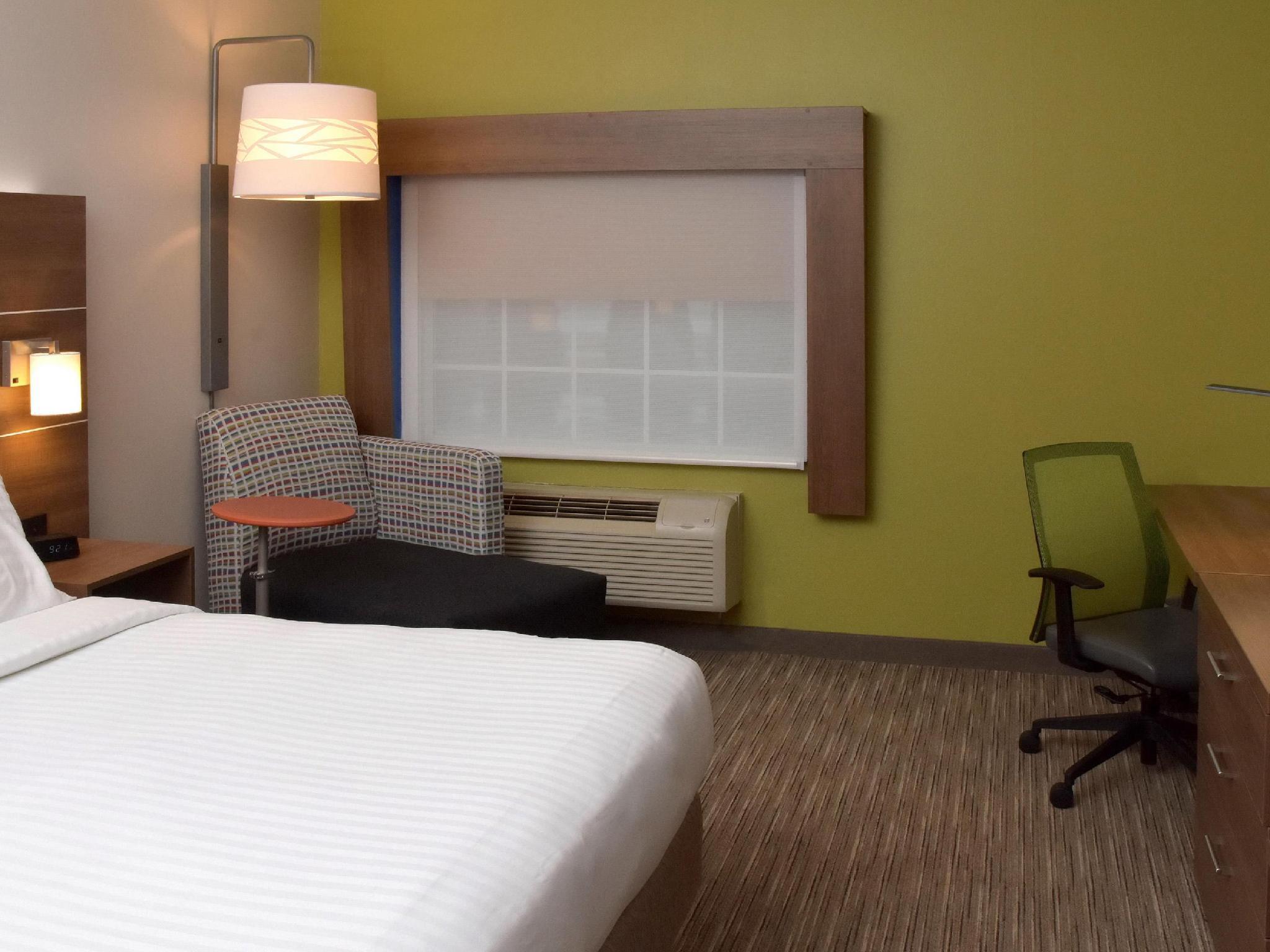 Holiday Inn Express Mount Pleasant- Scottdale By Ihg Exterior photo