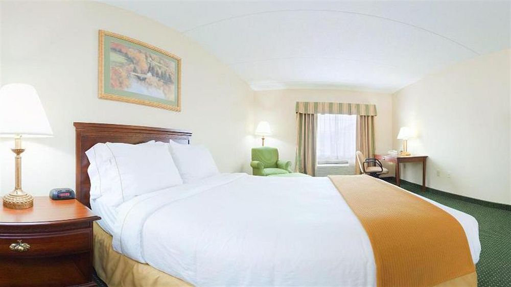 Holiday Inn Express Mount Pleasant- Scottdale By Ihg Exterior photo